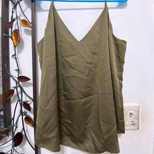 Express olive top